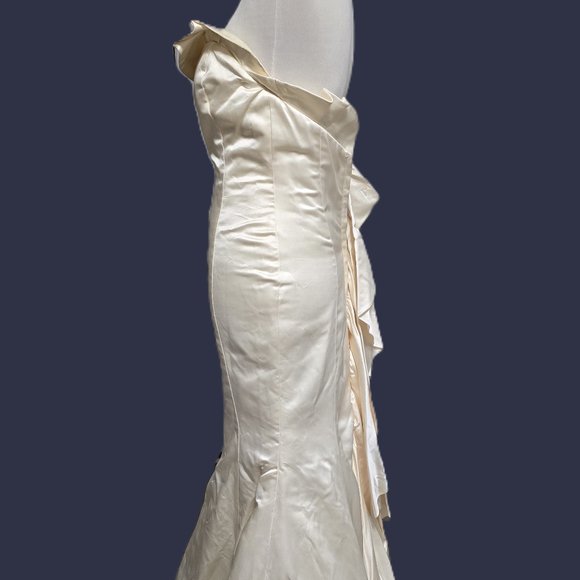 Vintage Paloma Blanca Mermaid Silk Satin Wedding Gown - Size 6 - Picture 3 of 6
